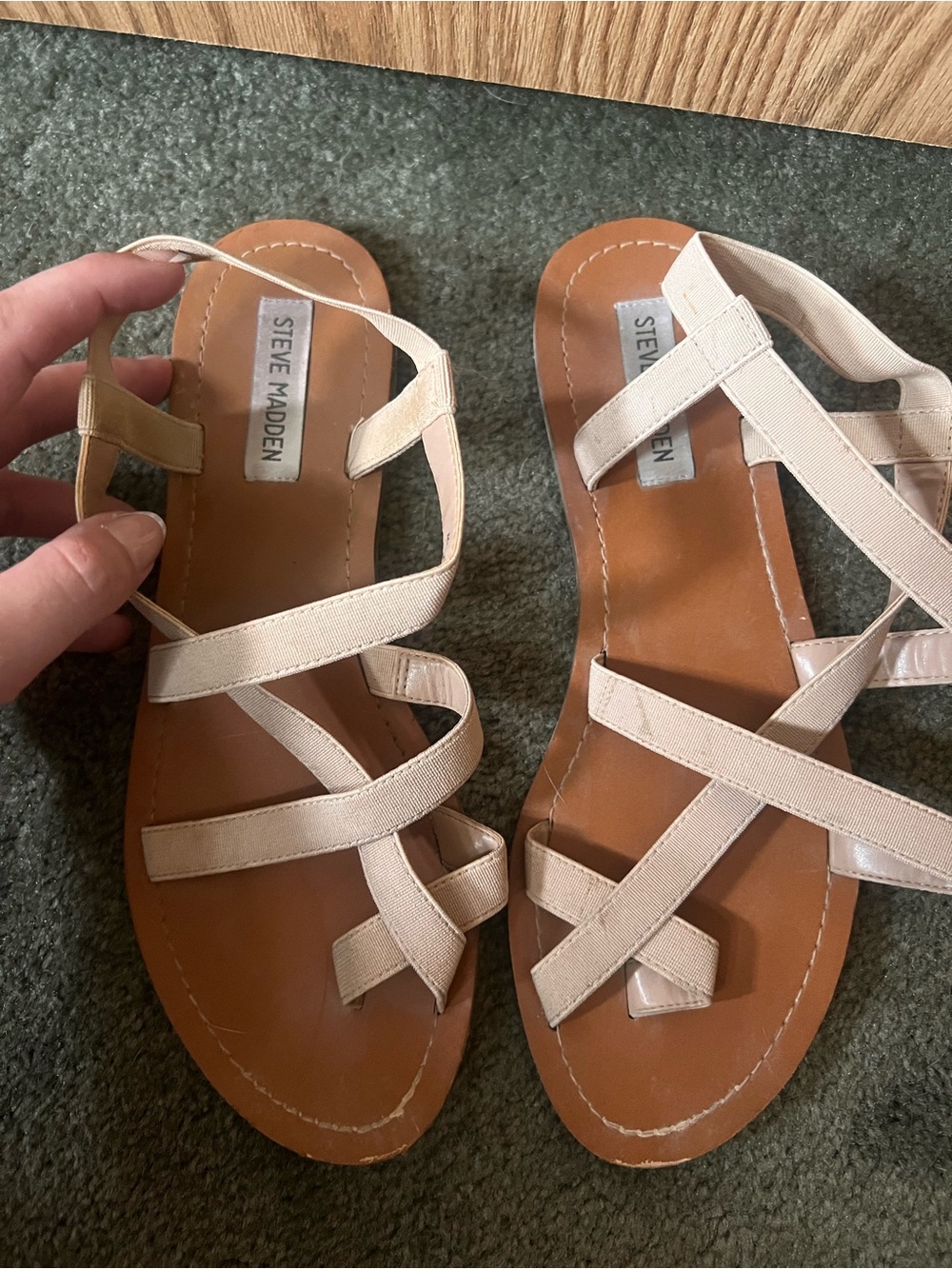 Steve Madden Women's Beige Cross-Strap Flat Sandals